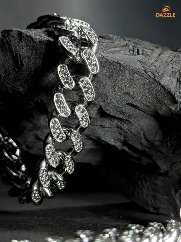 ChainsHouse Stainless Steel Cuban Link Bracelet - Dazzle